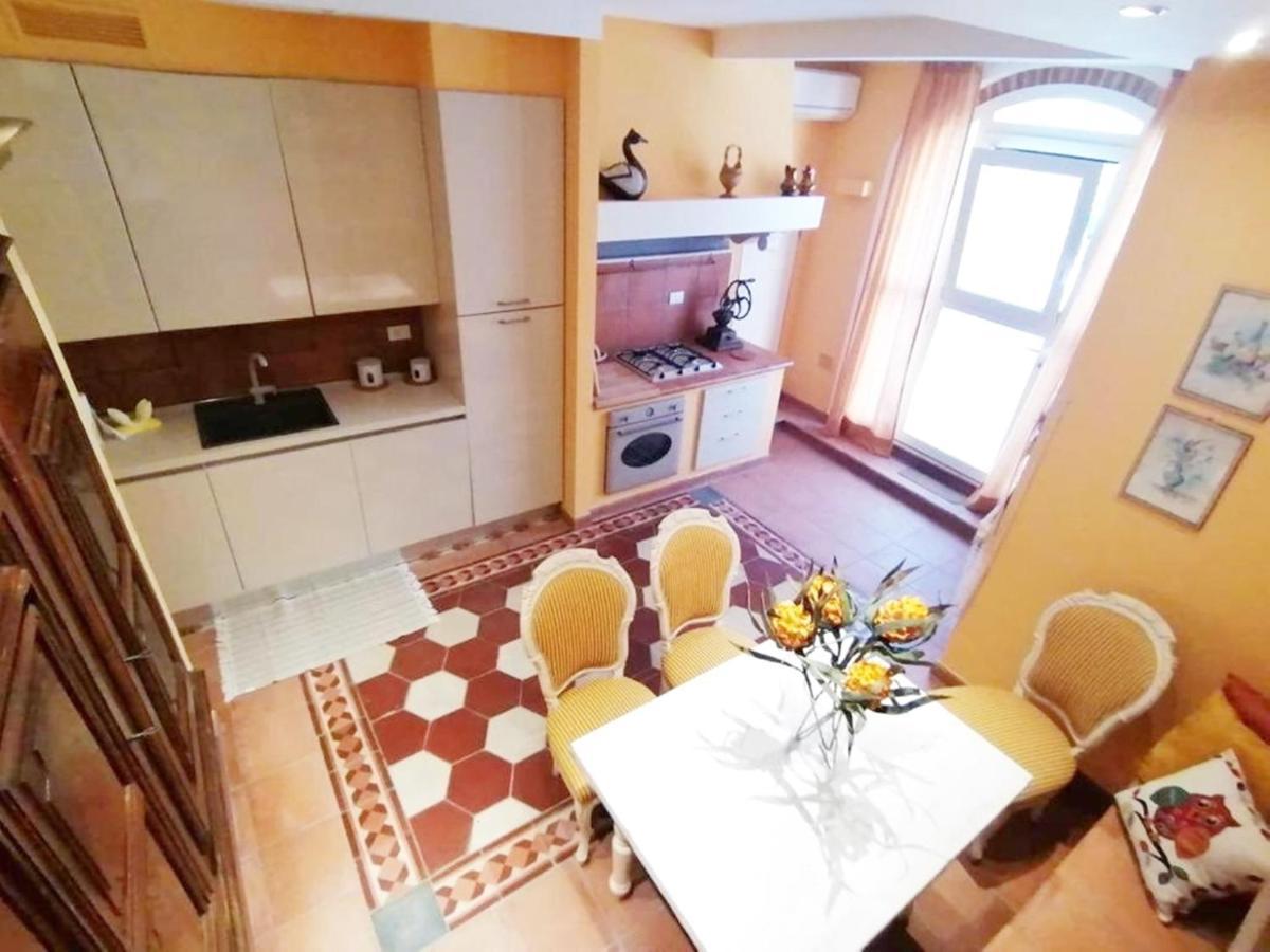 Apartamento Luxury House Il Borgo Antico Casale Marittimo Exterior foto