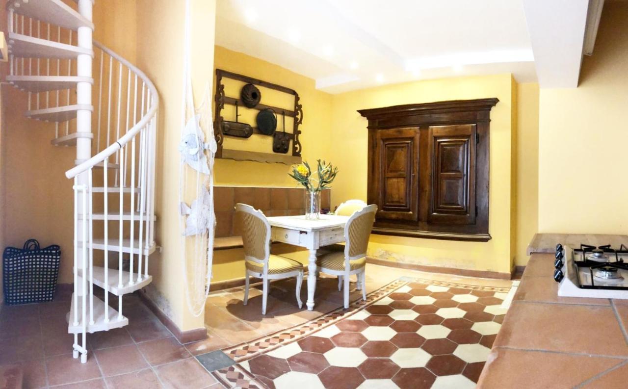 Apartamento Luxury House Il Borgo Antico Casale Marittimo Exterior foto